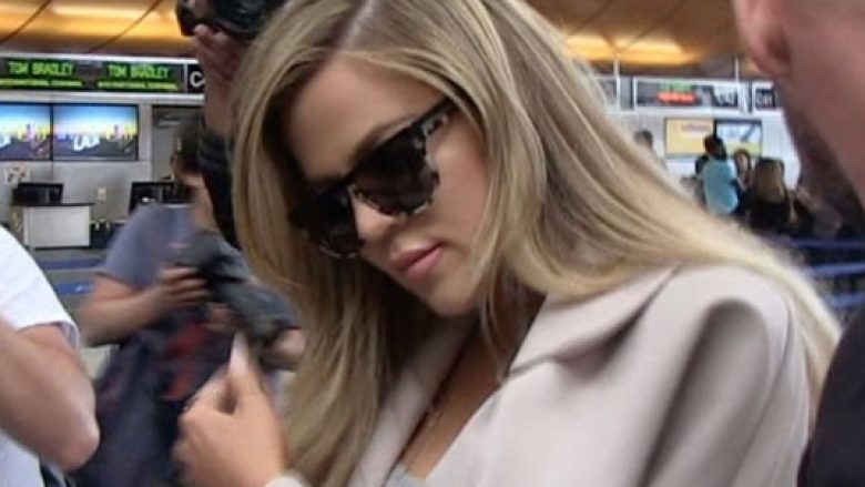 Khloe Kardashian viktimë e hajnisë dhe tradhtisë nga shoqja e saj