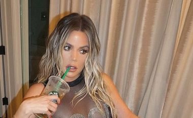 Khloe Kardashian me bikini transparent (Foto)