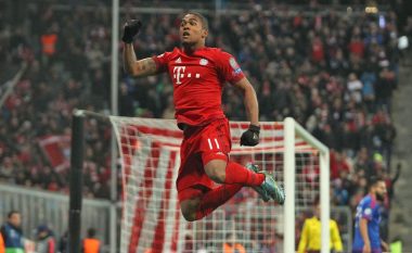 Douglas Costa drejt Juventusit?