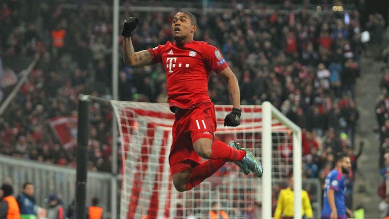 Douglas Costa drejt Juventusit?