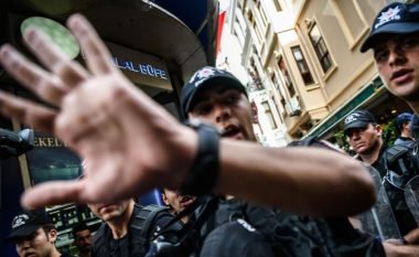 Policia turke ndal marshin e homoseksualëve në Stamboll
