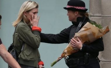 Dymbëdhjetë të arrestuar për sulmin terrorist në Londër