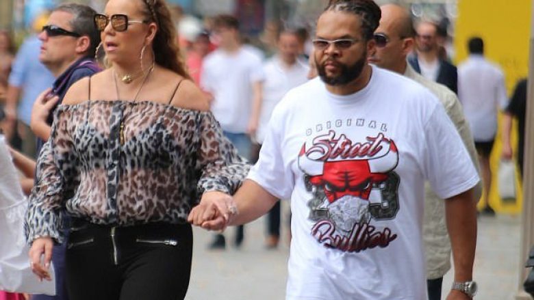 Kapet rrugëve të Barcelonës duke bërë pazar, Mariah Carey nuk është më ajo që të gjithë mendonin (Foto)