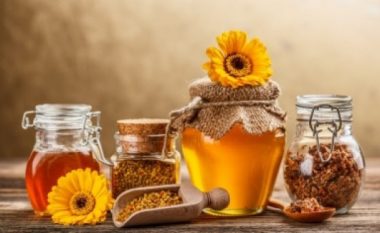 Futën në treg mjaltë me substanca të dëmshme për shëndet, Prokuroria ndalon për 48 orë pesë persona