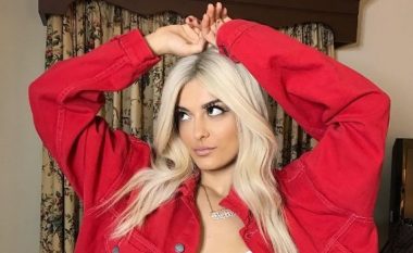 Bebe Rexha shkurton flokët, shfaqet më ndryshe në New York (Foto)