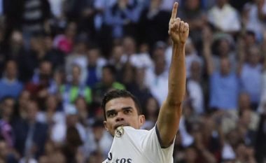 Pepe u thotë lamtumirë tifozëve të Real Madridit me një letër prekëse (Foto)