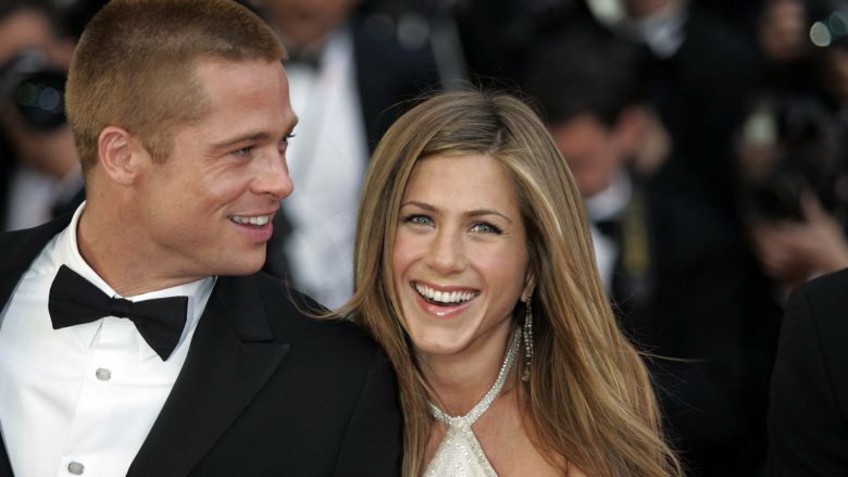 Më mirë vonë se kurrë, Brad Pitt i kërkon falje Jennifer Anistonit
