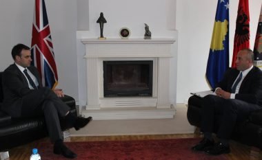 Haradinaj takohet me O’Conellin, bisedojnë për formimin e Qeverisë