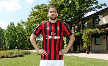 Zyrtare: Milani nënshkruan me Rodriguezin