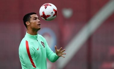 Ronaldo pyetet nëse do të transferohet në PSG, heshtja e tij lë shumë vend për dyshime (Video)