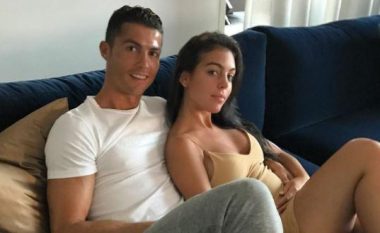 Mësohet arsyeja se pse ishte në spital e dashura e Ronaldos (Foto)