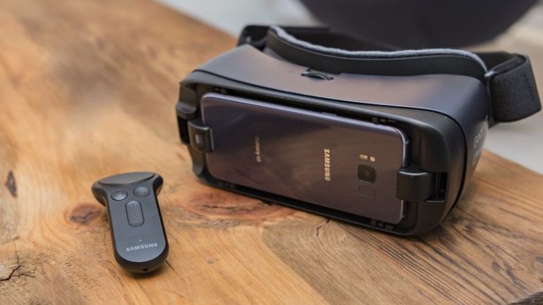 Gear VR nga Samsung vjen me ekrani 2000ppi OLED