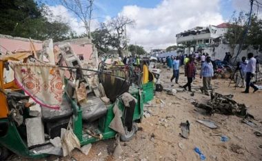 Sulm vetëvrasës në Somali, 15 të vrarë