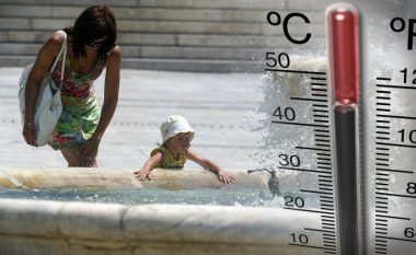 Temperaturat e larta, prefekti i Tiranës mbledh Shtabin e Emergjencave Civile