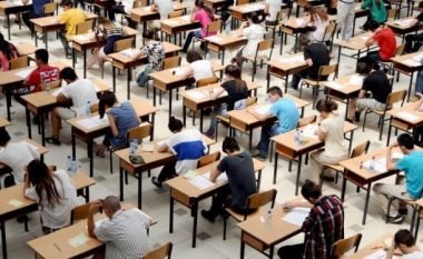 Mbi 26 mijë nxënës të klasave të nënta të premten i nënshtrohen Testit të Arritshmërisë