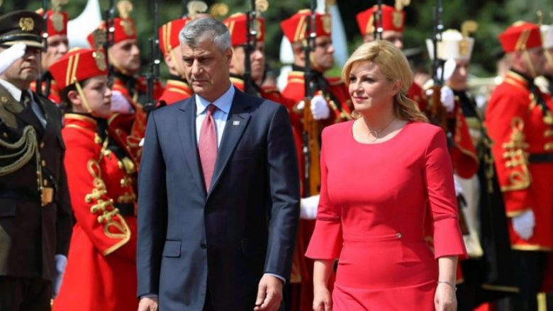 Thaçi pritet me nderime të larta shtetërore në Kroaci (Video)