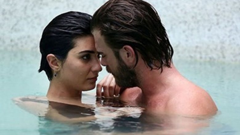 Aktorit turk nuk i pëlqen se po detyrohet të puthet në serial me kolegen (Foto)