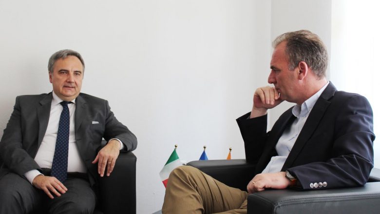 Limaj takon ambasadorin italian në Kosovë, Piero Cristoforo Sardi