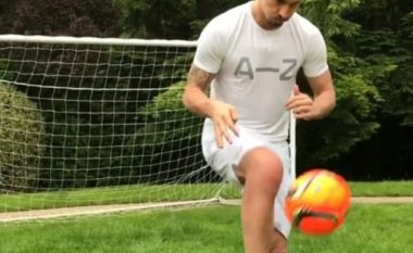 Ibrahimovic kthehet ta shqelmojë topin pas dëmtimit të tmerrshëm dhe operimit në gju (Foto/Video)