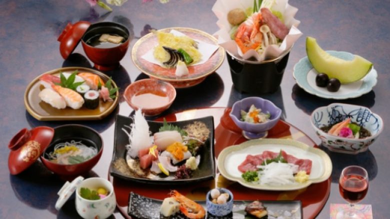 Mënyrat e të ushqyerit të cilat u mundësojnë japonezëve të jenë gjithnjë në formë
