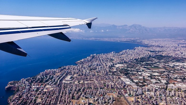 Qytetet më të bukura në botë sipas pilotëve (Foto)
