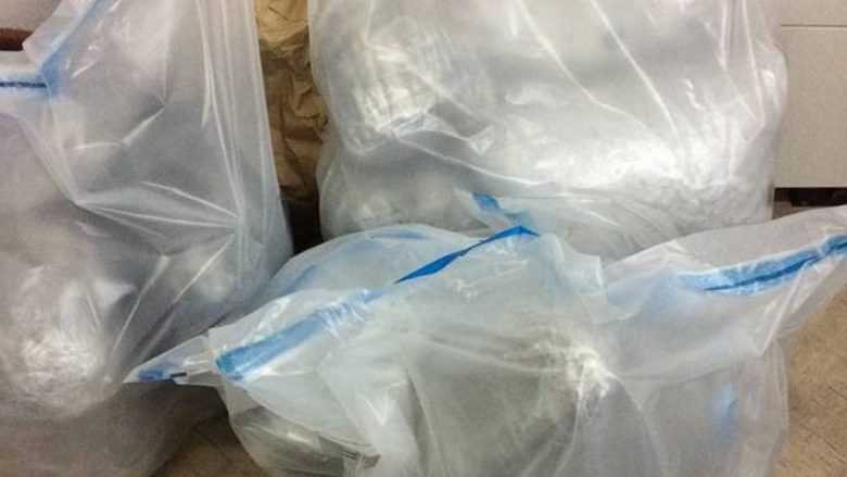 Detaje për kapjen e 15 tonëve të drogës në Vlorë