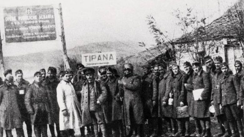 Grekët në vitin 1940: Shqiptarë, bashkohuni me ne! (Foto)