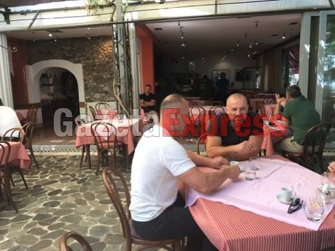 Ramush Haradinaj takon njërin prej figurave kryesore të serbëve të Kosovës  (Foto) - Telegrafi