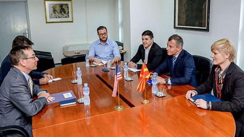 Ademi: Të bindet diaspora për investim në Maqedoni
