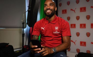 Lacazette merr numrin 9 te Arsenali