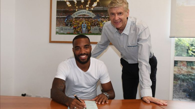 Wenger: I lumtur që erdhi Lacazette, do të na ndihmojë shumë