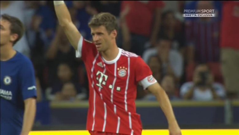 Edhe një herë Muller, këtë herë bën gjithçka vet dhe në fund shënon një gol fantastik (Video)