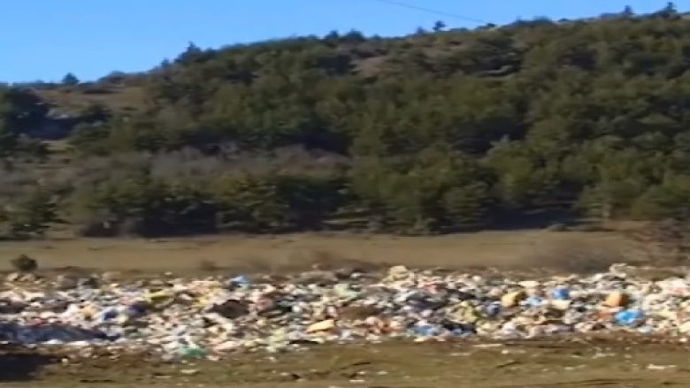 Vijojnë reagimet rreth ndërtimit të deponisë në Debarcë (Video)