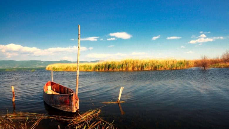 Bie niveli i ujit në lumenjtë dhe liqenet në Maqedoni, përveç në Liqenin e Dojranit