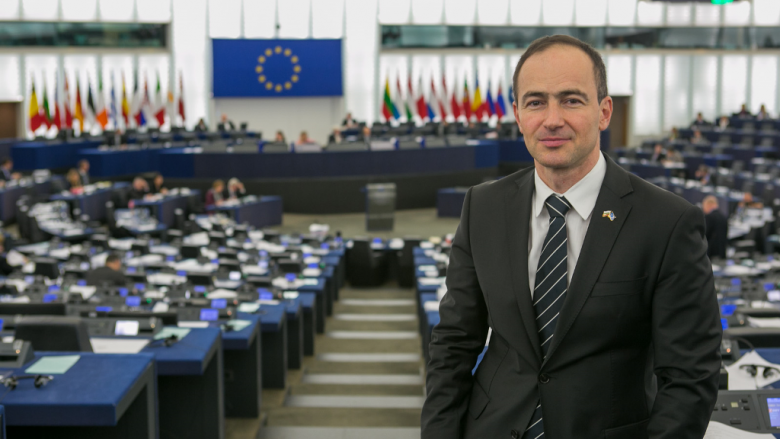 Eurodeputeti Kovatcev: OBRM-PDUKM po tregon se nuk e njeh historinë