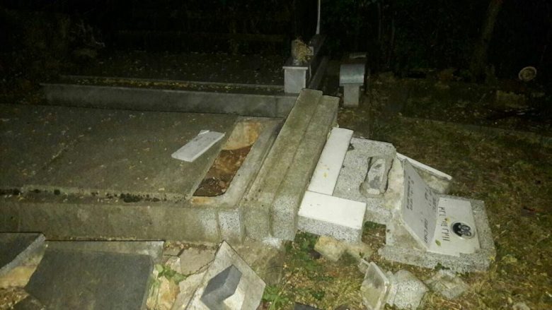 Muftinia e Shkupit dënon vandalizimin e varrezave ortodokse në Luboten