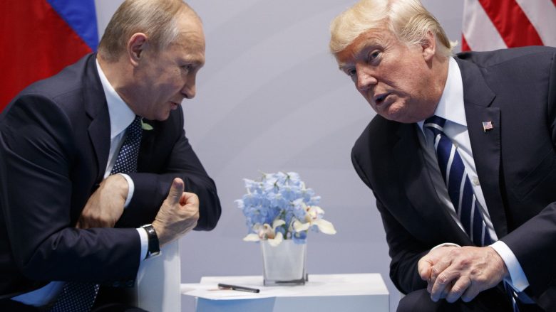 Trump dhe Putin u takuan dy herë në Gjermani