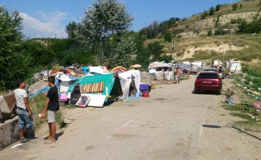 Pritet një zgjidhje për romët nën kalanë e Shkupit (Video)