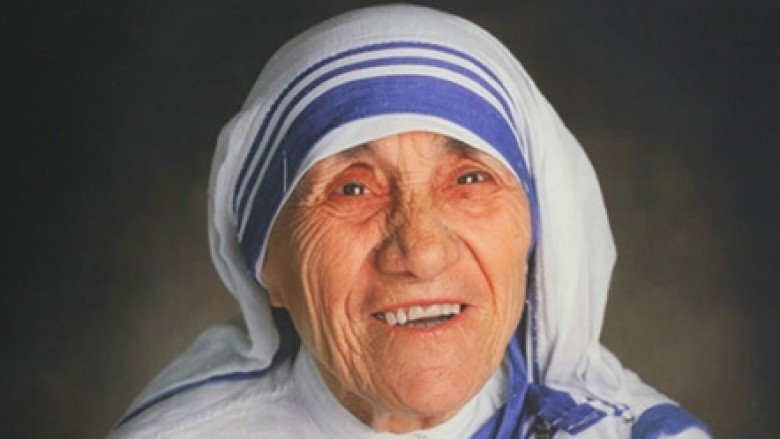 Një imazh i Nënës Terezë kur ishte e re (Foto)