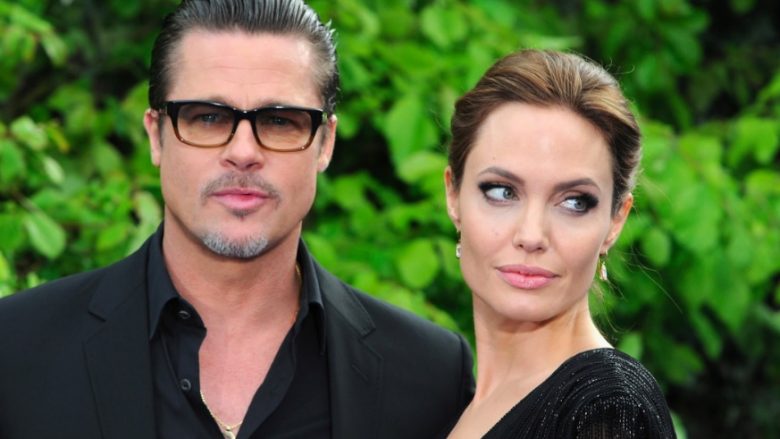 Angelina Jolie rrëfehet pas shkurorëzimit me Pitt: Qaja gjithmonë në dush