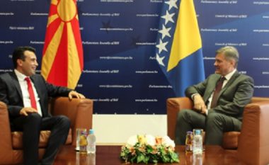 Zaev sonte në manifestimin “Mostari nuk i harron miqtë”