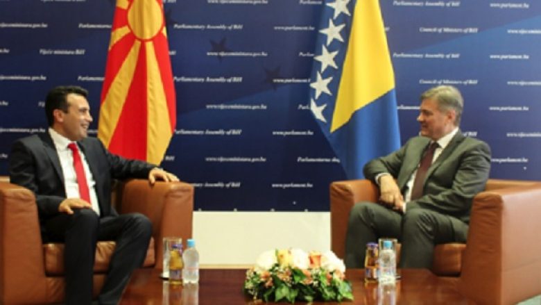 Zaev sonte në manifestimin “Mostari nuk i harron miqtë”
