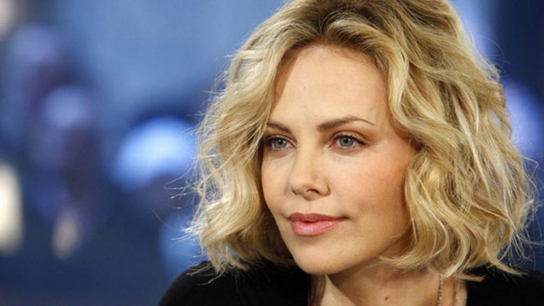 Shtoi disa kile, Charlize Theron në depresion (Foto)