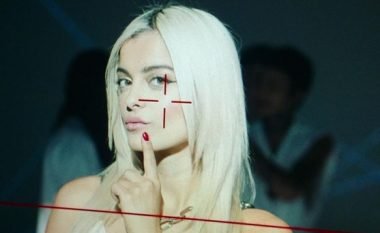 Bebe Rexha flet shqip (Video)