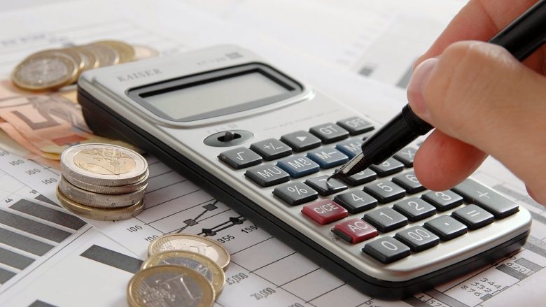 Çmimet e larta rrisin të ardhurat e buxhetit në Shqipëri, 287.7 milionë euro më shumë në arkën e shtetit në janar-prill