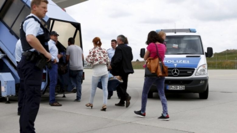 Dëbime të reja të azilkërkuesve kosovarë nga Gjermania