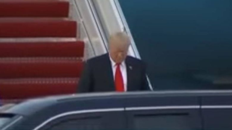 Kur Donald Trump ngatërron veturën (Video)