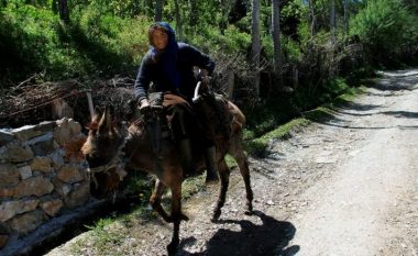 Bullgaria po boshatis fshatrat e Shqipërisë përmes pasaportave, ato po kthehen në zona fantazmë! (Foto)