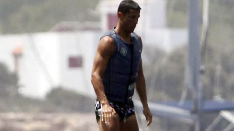 Mund të mos e keni ditur, por Cristiano Ronaldo ka edhe një tjetër talent (Foto)