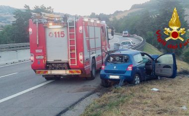 Itali, shqiptari vdes në aksident, e fejuara e tij po lufton për jetën